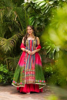 Pink Embroidered Suit Set 2