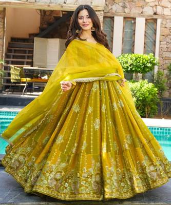 Yellow Embroidered Maxi Set 2