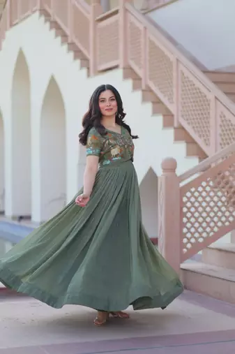 Green crunchy silk thread embroidered koti anarkali gown festive wear