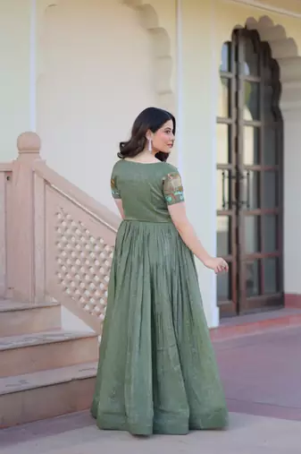 Green crunchy silk thread embroidered koti anarkali gown festive wear