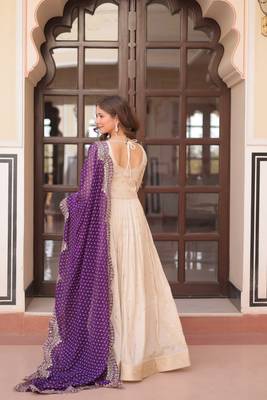 Off-white jacquard gown with purple dupatta 5