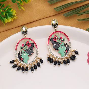 Black color meenakari earrings 1