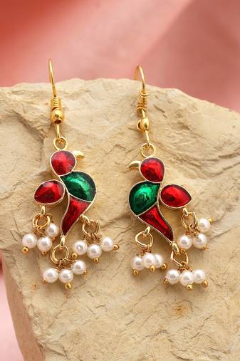 Red color meenakari earrings