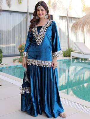 Blue Mirror Work Velvet Top With Palazzo 1