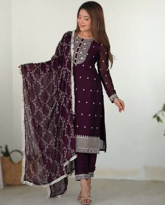 wineblooming rangoli silk straight fit kurta set with dupatta & trousers 3