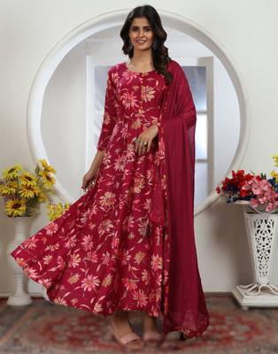 dark rani pink chanderi & riyon export quality long kurti set with heavy najmin dupatta 3
