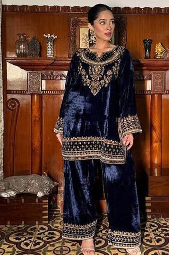 Blue Zari Embroidered Kurta set