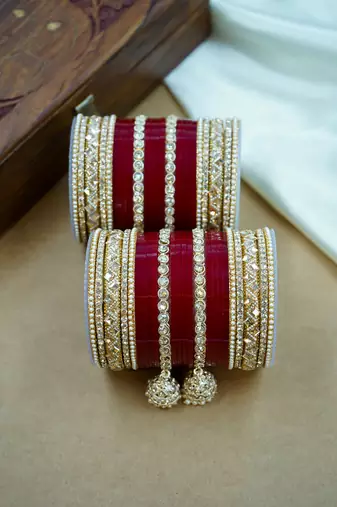 Traditional punjabi chooda for brides