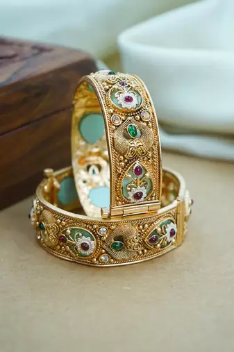 Traditional copper kada for women