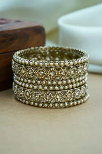 Bridal pearl antique bangles