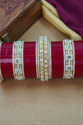 Modern punjabi wedding chuda set