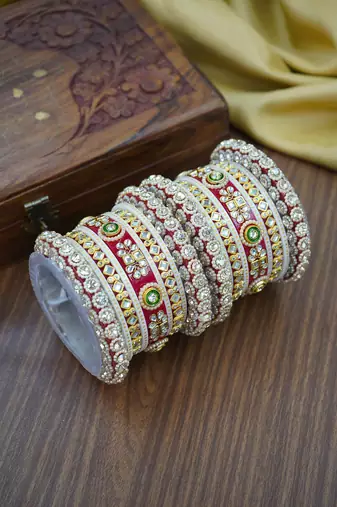 Traditional rajwadi wedding chuda