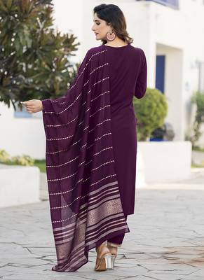 Wine embroidered chinon straight kurta set with dupatta 2