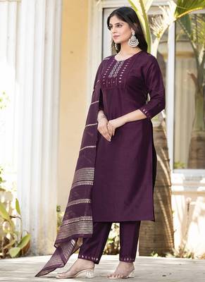 Wine embroidered silk blend straight kurta set with dupatta for women 5