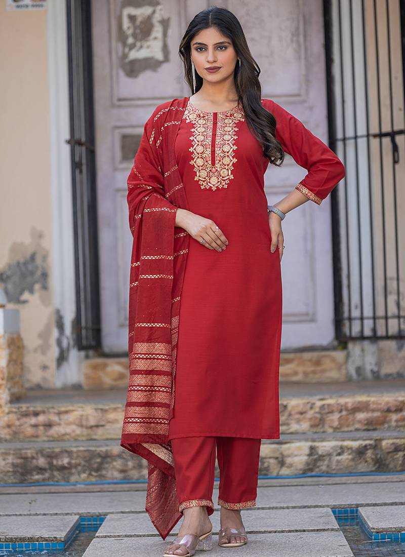 Red embroidered cotton blend straight kurta set with dupatta for women