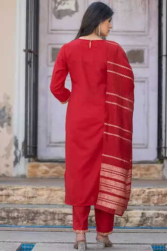 Red embroidered cotton blend straight kurta set with dupatta for women