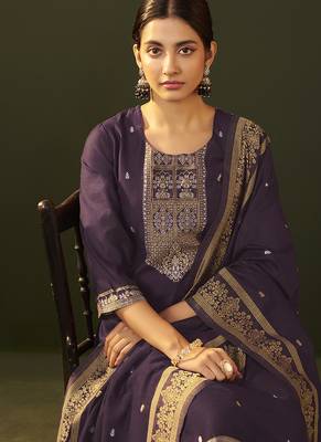 Purple jacquard chanderi straight kurta set with dupatta 3
