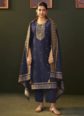 Navy blue jacquard chanderi straight kurta set with dupatta 2