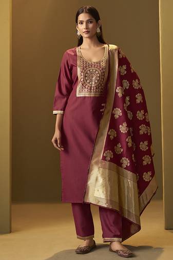 Red jacquard cotton blend jacquard straight kurta set with printed dupatta