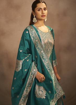 Rama green jacquard art silk straight kurta set with dupatta 4
