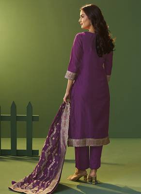 Purple jacquard art silk straight kurta set with cotton bottom & silk jacquard dupatta 2