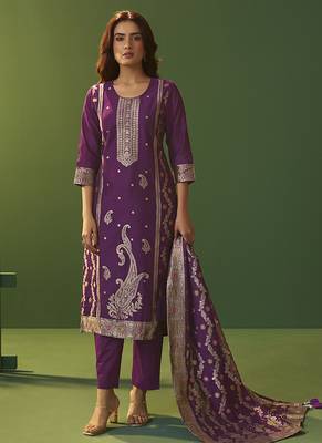 Purple jacquard art silk straight kurta set with cotton bottom & silk jacquard dupatta 3