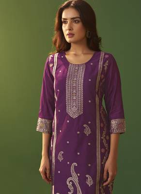 Purple jacquard art silk straight kurta set with cotton bottom & silk jacquard dupatta 4