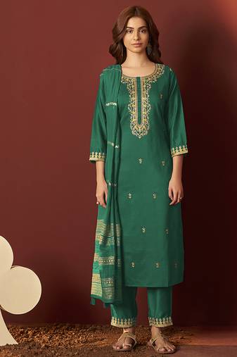 Green embroidered chinnon straight kurta set with dupatta