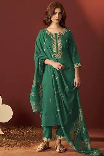 Green embroidered chinnon straight kurta set with dupatta