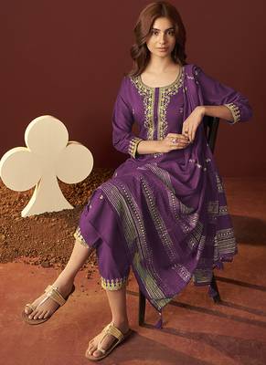 Purple embroidered chinnon straight kurta set with dupatta 5