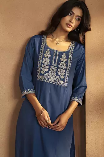 Blue embroidered cotton blend straight kurta with dupatta