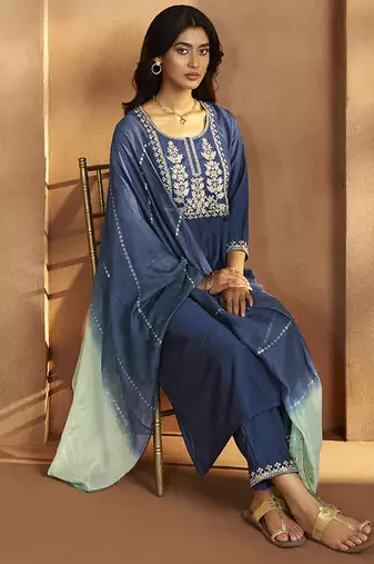 Blue embroidered cotton blend straight kurta with dupatta