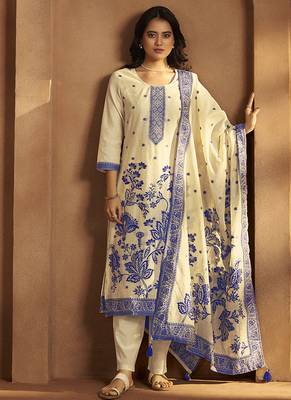 Cream jacquard art silk straight kurta set with dupatta 3