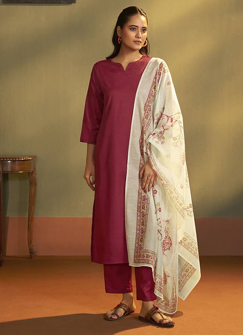 Red solid & printed cotton blend straight kurta set with printed dupatta
