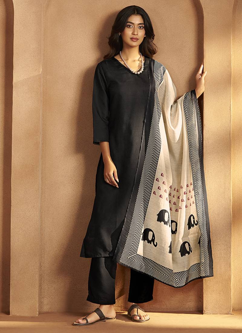 Black solid & printed cotton blend straight kurta set with printed dupatta