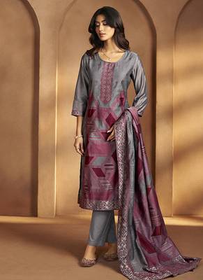 Grey jacquard art silk straight kurta set with dupatta for women 3