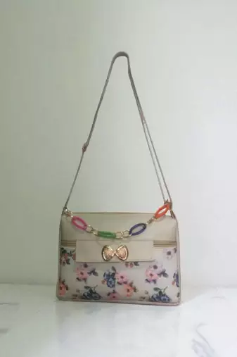 Women Cream Floral Mini Sling Bag Stylish Chain Bow Side Purse