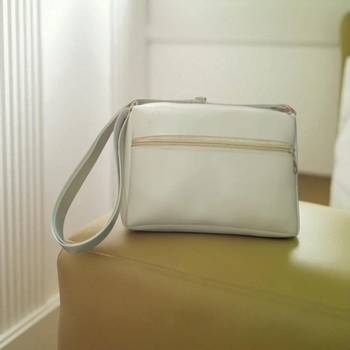 Women Cream Floral Mini Sling Bag Stylish Chain Bow Side Purse 2