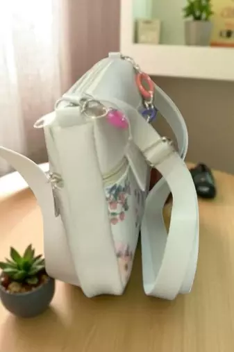 Women Cream Floral Mini Sling Bag Stylish Chain Bow Side Purse