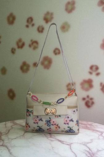 Women Cream Floral Mini Sling Bag Stylish Chain Bow Shoulder Purse