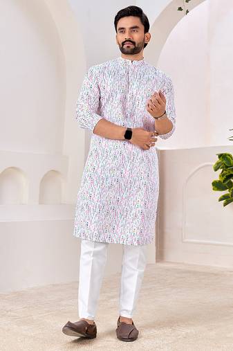White cotton kurta with soft speckled pattern     lightweight & stylish