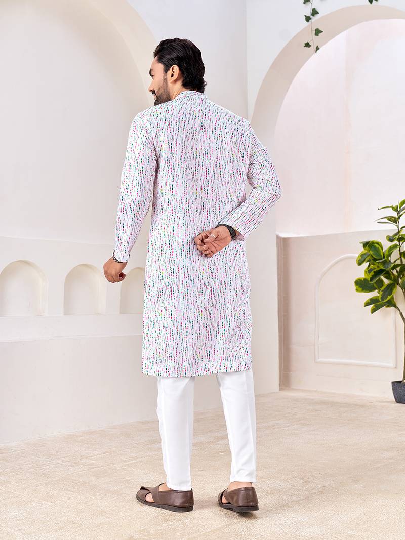 White cotton kurta with soft speckled pattern     lightweight & stylish