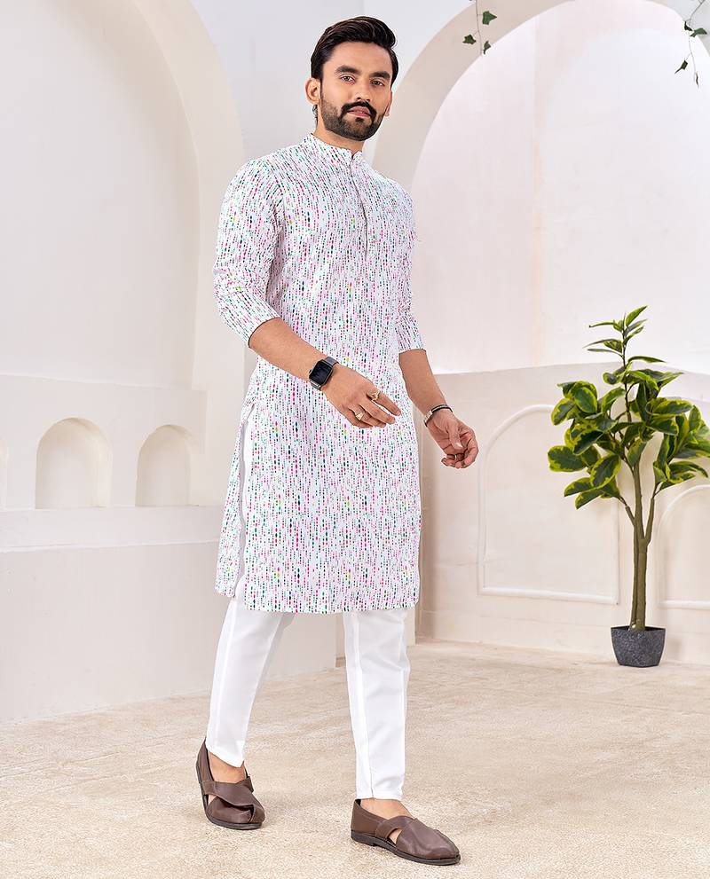 White cotton kurta with soft speckled pattern     lightweight & stylish