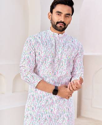 White cotton kurta with soft speckled pattern     lightweight & stylish 5