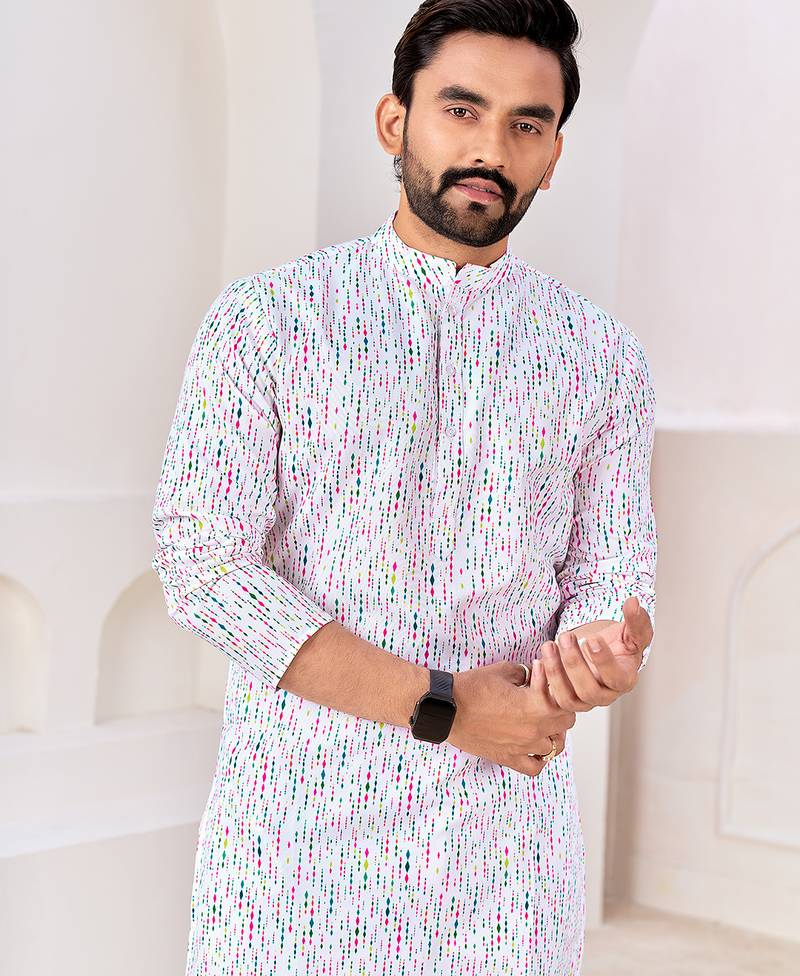 White cotton kurta with soft speckled pattern     lightweight & stylish