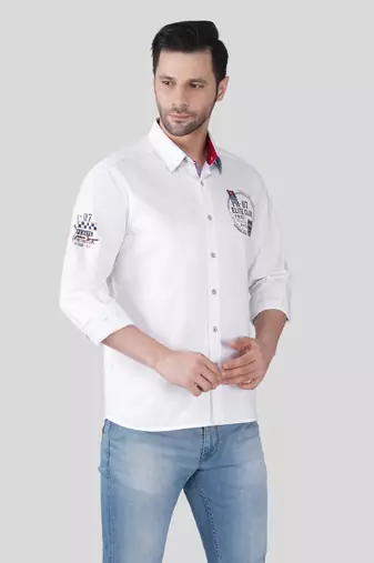 Pier seven men’s cotton white regular fit placement print casual shirt with full sleeves