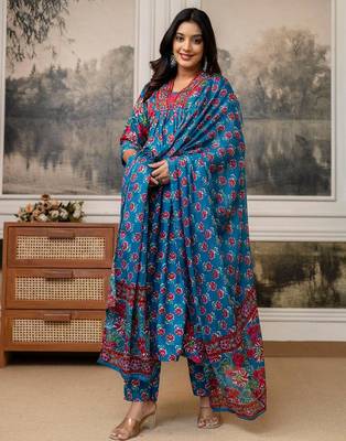 blue floral cotton kurta pant set with dupatta 3