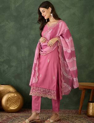 pink rayon embroidered kurta set with organza dupatta 3