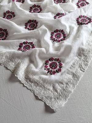 White Color Floral Embroidered Saree 4