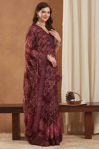 bandhej mose chiffon saree with swarovski border and banglori art silk blouse